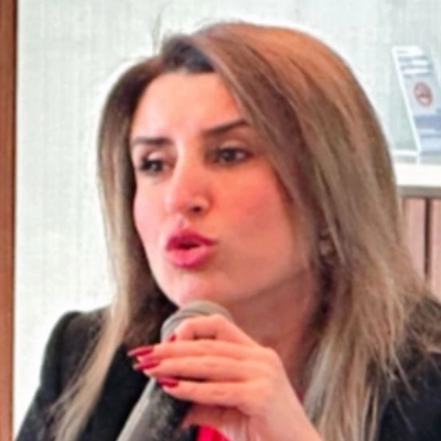 الدكتورة المحاميه رنا محمد داوود المهيرات