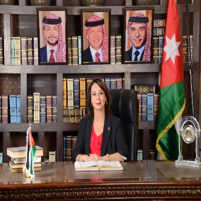 الدكتورة بتول المحيسن