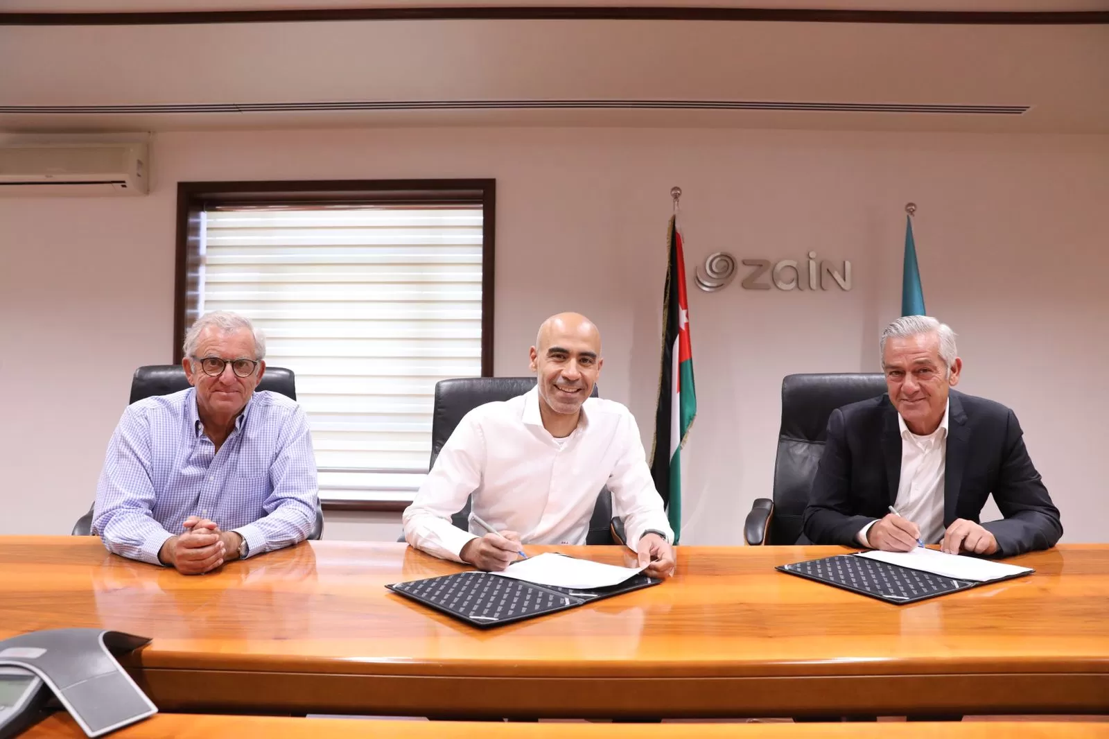 مدار الساعة,مناسبات أردنية,القوات المسلحة الأردنية,القوات المسلحة,متحف الدبابات الملكي,شركة زين الأردن,الجيش العربي