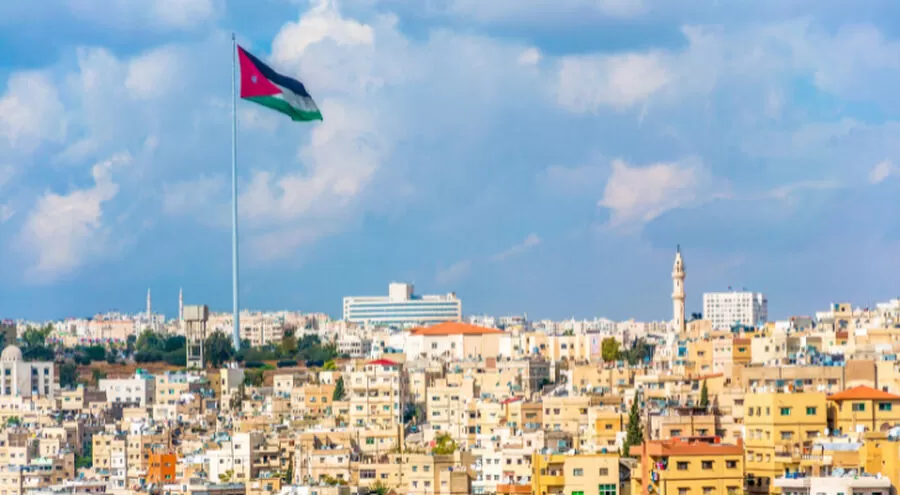 مدار الساعة,الطقس في الأردن اليوم,طقس الأردن,طقس العرب,طقس العرب الاردن,درجات الحرارة,متوقع في هذا الوقت من العام، حيث يتوقع أن تكون درجات الحرارة الصغرى في العاصمة عمان حوالي 25 درجة مئوية، وفي الأغوار الشمالية حوالي 30 درجة مئوية، وفي العقبة حوالي 32 درجة مئوية.,,1. #طقس_الأردن,2. #الحرارة_العالية,3. #الأجواء_الحارة