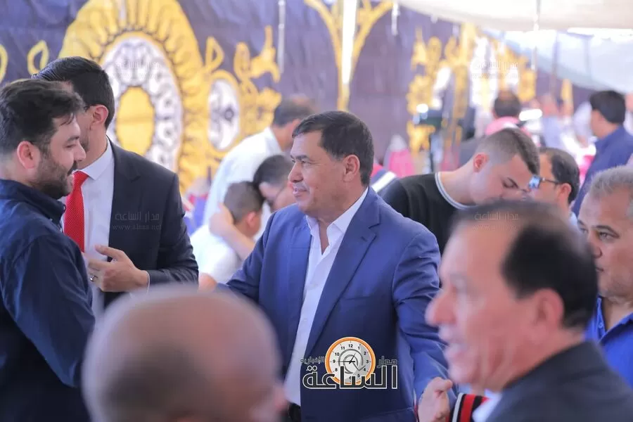 مدار الساعة,Video,فيديو,جاهات وأعراس الأردن,1. #زفاف_نجل_الدكتور_ابراهيم: للإشارة إلى حفل الزفاف الذي يتم فيه توثيق عقد قران نجل الدكتور ابراهيم.,2. #وليمة_زفاف: للإشارة إلى الوليمة الكبيرة التي تم تنظيمها بمناسبة الزفاف وحضور العديد من الشخصيات والمدعوين.,3. #الدكتور_خلف_الهميسات: للإشارة إلى الدكتور خلف الهميسات الذي يعتبر شخصية مهمة في الحفل ويحظى بتقدير واحترام الجميع.