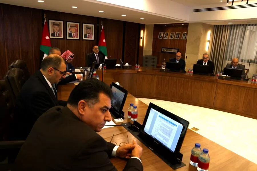 مدار الساعة,أخبار الأردن,اخبار الاردن,وزير الاتصال الحكومي,رئيس الوزراء,دائرة ضريبة الدخل والمبيعات,دائرة ضريبة الدخل,سلطة منطقة العقبة الاقتصادية الخاصة,وكالة الأنباء الأردنية,نقابة الصحفيين الأردنيين