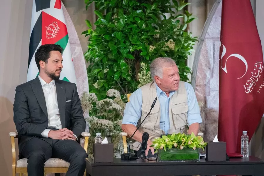 مدار الساعة,Video,فيديو,أخبار الأردن,اخبار الاردن,وليد المصري,الدكتور جعفر حسان,الملك عبدالله الثاني,الحسين بن عبدالله الثاني,ولي العهد,رئيس الوزراء,الديوان الملكي الهاشمي,اليوبيل الفضي,جامعة الزرقاء,الانتخابات النيابية,الجيش العربي