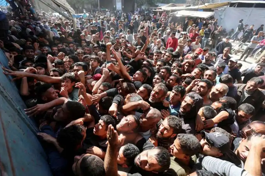 مدار الساعة,مناسبات أردنية,المملكة الأردنية الهاشمية,الملك عبد الله الثاني,القوات المسلحة الأردنية,القوات المسلحة,قطاع غزة,الجيش العربي