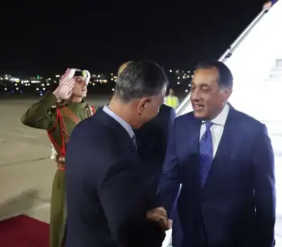 رئيس الوزراء المصري يصل إلى الأردن