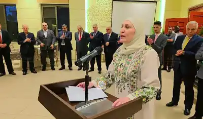 خمسة وزراء والصفدي و٧٠ نائبا في