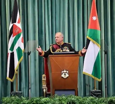 النائب ناصر الدين تكتب: خطاب العرش..