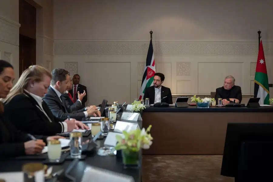 مدار الساعة,أخبار الأردن,اخبار الاردن,الدكتور جعفر حسان,وزيرة التخطيط والتعاون الدولي,زينة طوقان,ولي العهد,رئيس الوزراء,مهند شحادة,قصر الحسينية