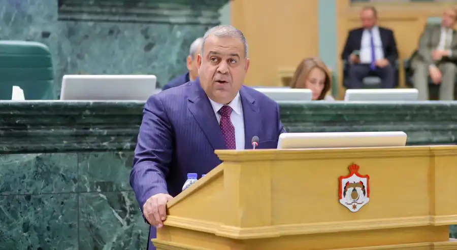 هل المخدرات أطهر من السياسة الخادعة؟