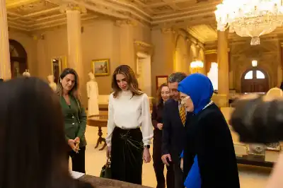 الملكة رانيا برفقة سيدة تركيا الأولى