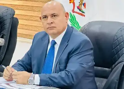 الدموع تخترق صوت محافظ جرش مالك