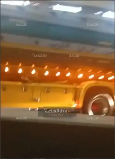 تدهور تنك ماء داخل نفق بين