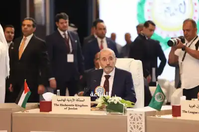 الصفدي: إسرائيل تخرق حرمة المقدسات وتحاصر