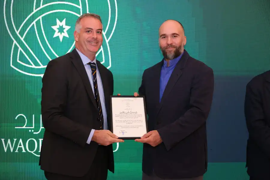 مدار الساعة,أخبار البنوك والشركات