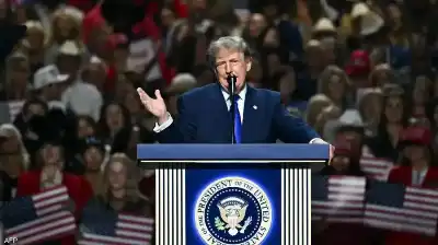 تراجع شعبية ترامب لأدنى مستوى بمسيرته