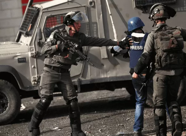 مدار الساعة,أخبار عربية ودولية