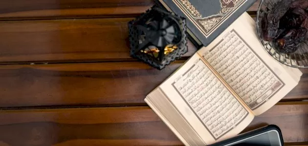 مدار الساعة,شؤون دينية