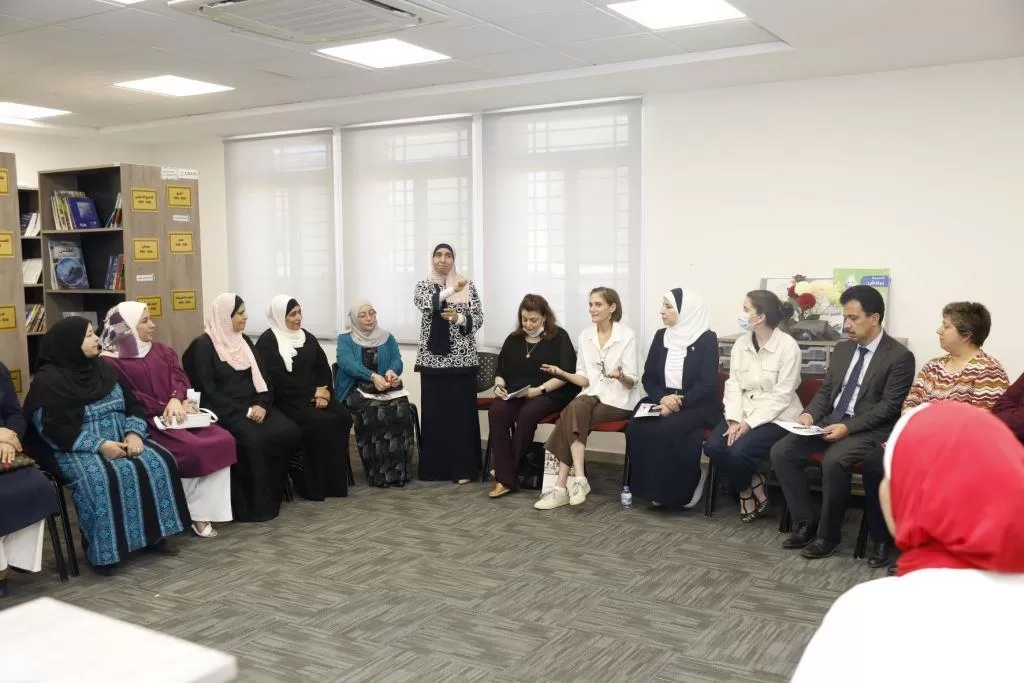 مدار الساعة,مناسبات أردنية,وزير الأشغال العامة والإسكان,وزارة التربية والتعليم