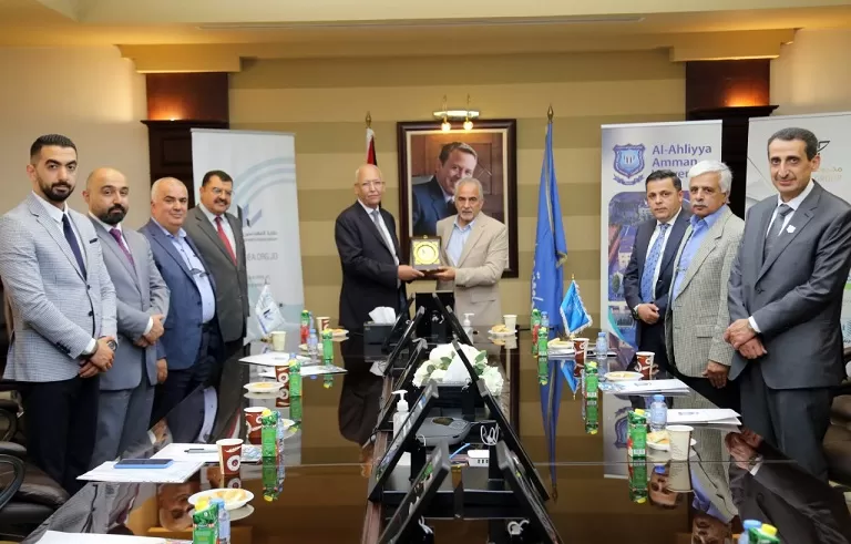 مدار الساعة,أخبار الجامعات الأردنية