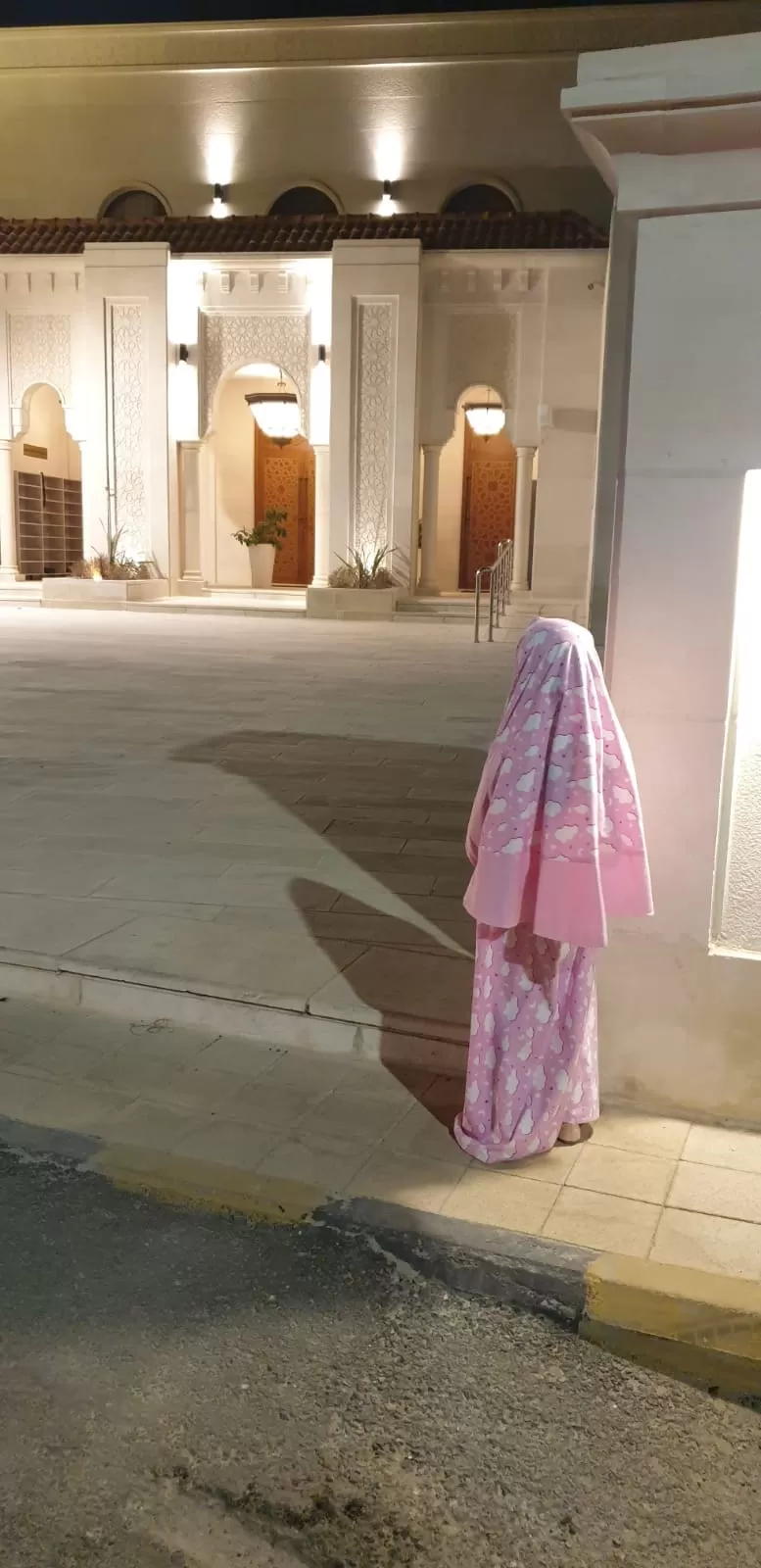 مدار الساعة,شؤون دينية