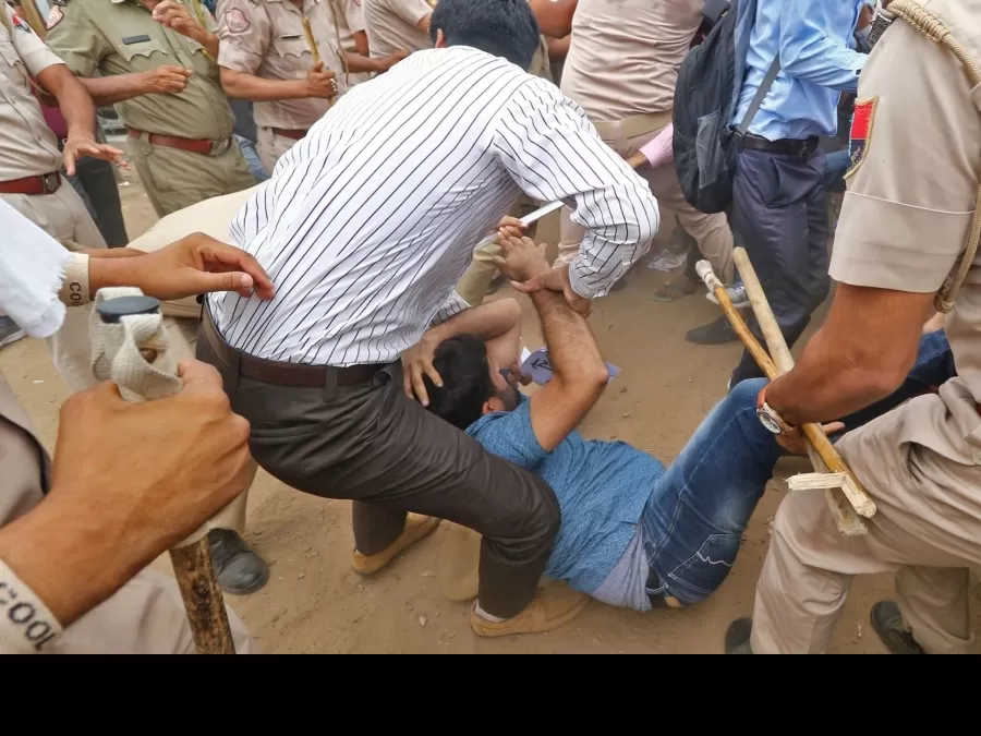 مدار الساعة,أخبار خفيفة ومنوعة,وسائل التواصل الاجتماعي