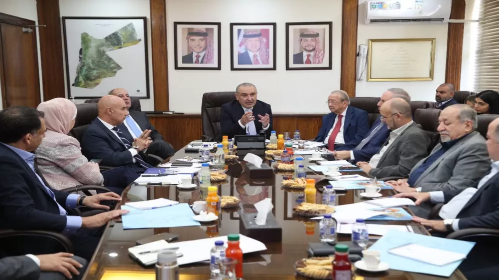 مدار الساعة,أخبار اقتصادية,وزير التخطيط والتعاون الدولي,رئيس الوزراء,وزارة التخطيط,مجلس الأمة