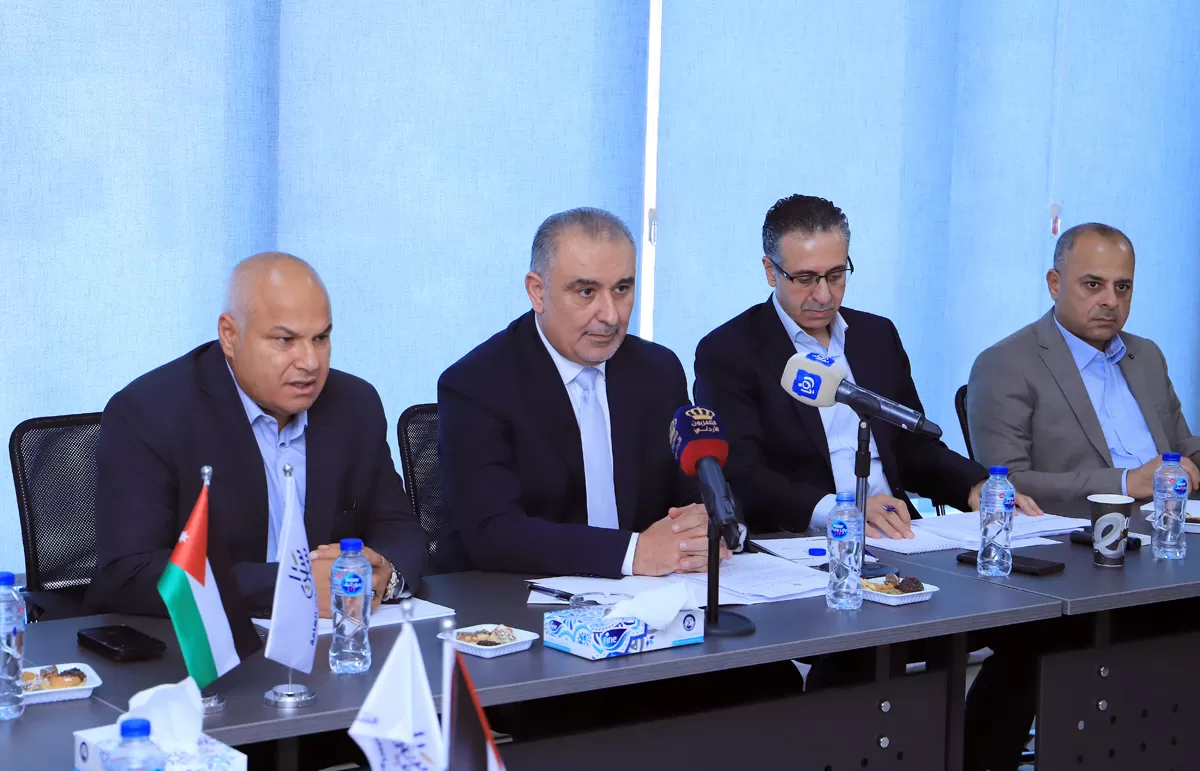 مدار الساعة,أخبار اقتصادية,وزير التخطيط والتعاون الدولي,خير ابو صعيليك,يعرب القضاة,كورونا,رئيس الوزراء,خالد البكار,الديوان الملكي,مجلس النواب