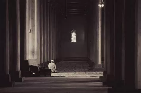 مدار الساعة,شؤون دينية