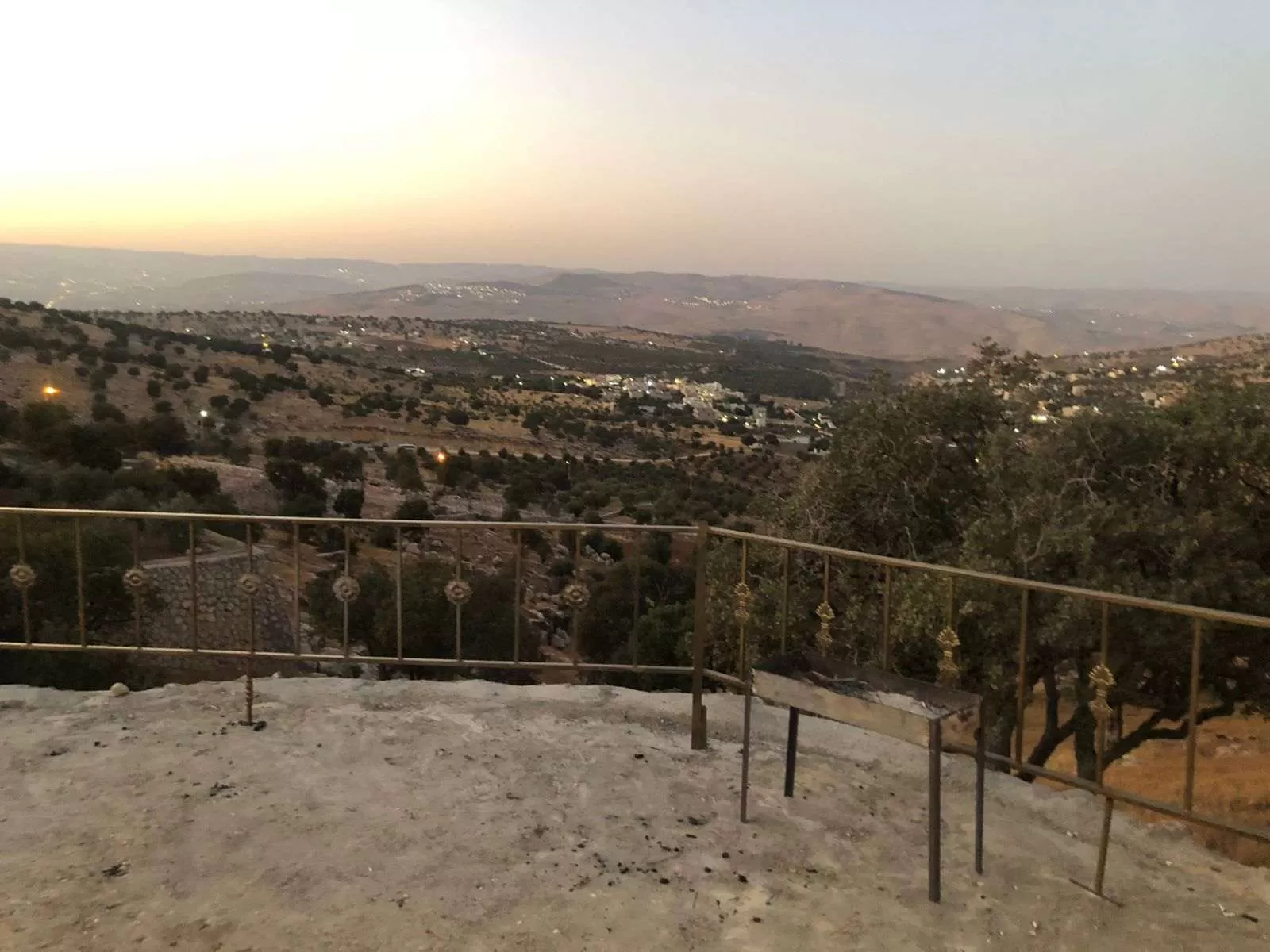 مدار الساعة,مقالات