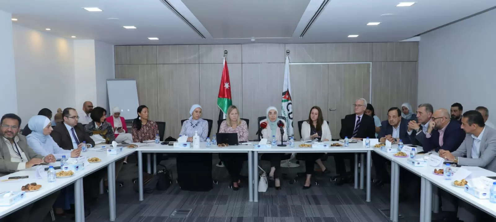 مدار الساعة,مناسبات أردنية,المركز الوطني لمكافحة الأوبئة,كورونا,رئيس الوزراء,وزارة الصحة,الخدمات الطبية الملكية