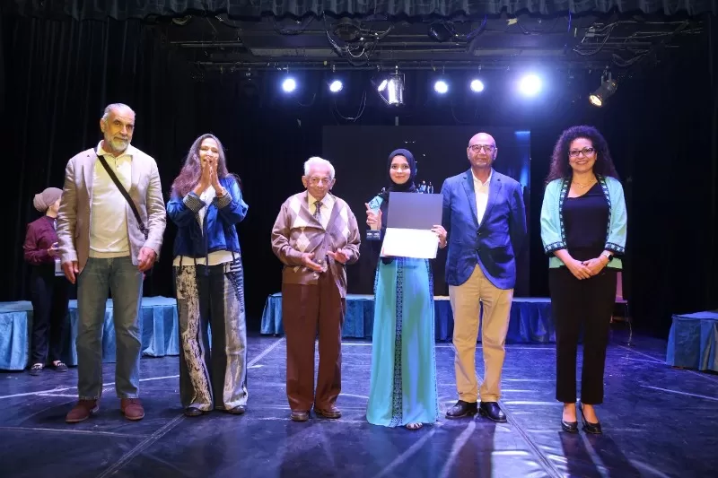 مدار الساعة,أخبار المجتمع الأردني,البنك العربي,مؤسسة عبد الحميد شومان