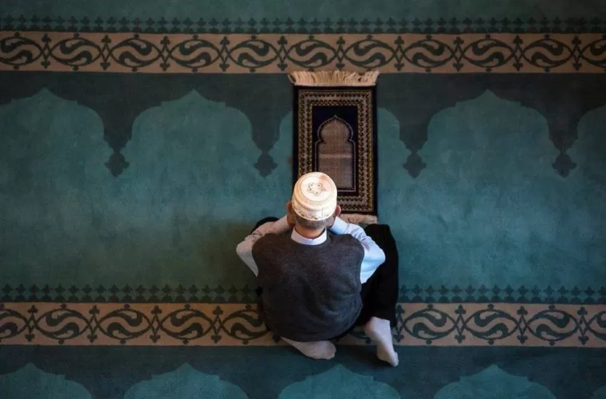 مدار الساعة,شؤون دينية