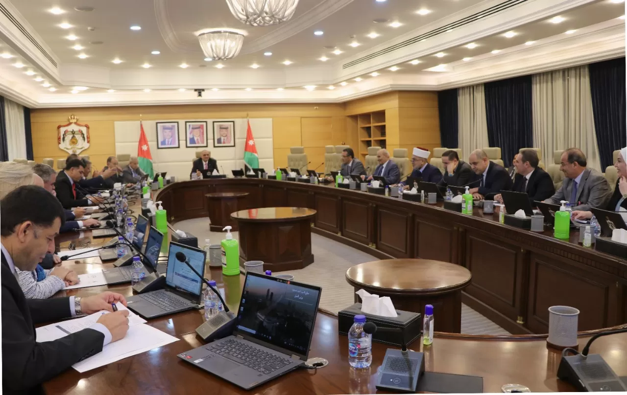 مدار الساعة,أخبار اقتصادية,رئيس الوزراء,وزارة الصناعة والتجارة,المؤسسة الأردنية لتطوير المشاريع الاقتصادية,وزارة العمل,شركة المدن الصناعية,شركة توزيع الكهرباء,وزارة الصناعة,البرنامج الوطني للتشغيل