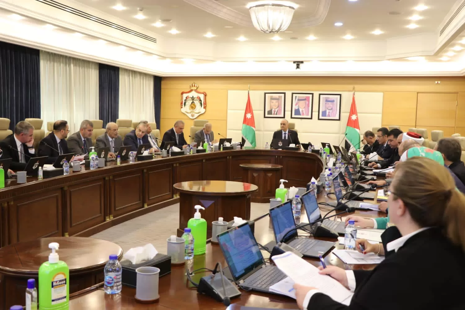 مدار الساعة,أخبار الأردن,اخبار الاردن,وزير الإدارة المحلية,رئيس الوزراء,وزارة الإدارة المحلية,الضمان الاجتماعي,وزارة التربية والتعليم,ديوان التشريع والرأي