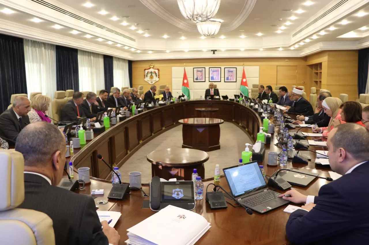 مدار الساعة,أخبار الأردن,اخبار الاردن,وزير الاتصال الحكومي,رئيس الوزراء,وزارة الصناعة والتجارة,المؤسسة الأردنية لتطوير المشاريع الاقتصادية,وزارة العمل,المؤسسة العامة للضمان الاجتماعي,ديوان التشريع والرأي,شركة المدن الصناعية,شركة توزيع الكهرباء,وزارة الصناعة,ديوان المحاسبة,الإرادة الملكية السامية,وزارة الاتصال الحكومي,البرنامج الوطني للتشغيل