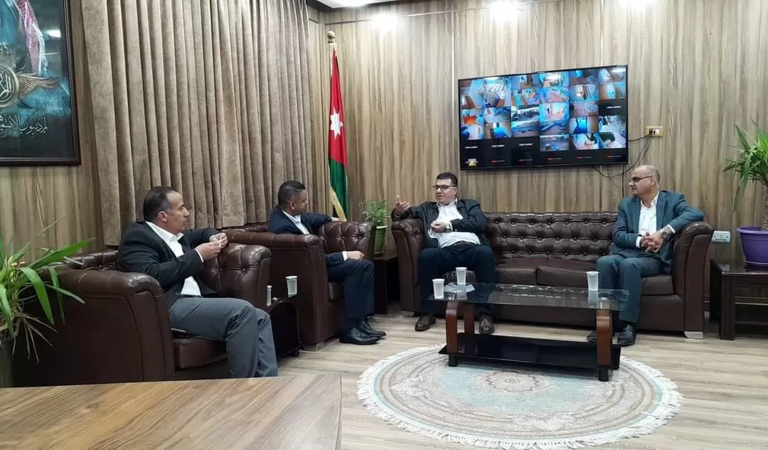 مدار الساعة,أخبار الأردن,اخبار الاردن,وزير الزراعة,خالد حنيفات,وزارة الزراعة