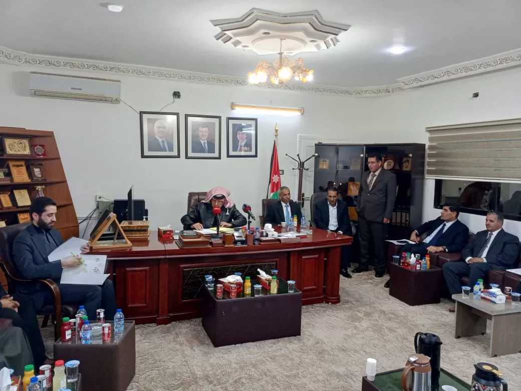 مدار الساعة,أخبار الأردن,اخبار الاردن,نائب رئيس الوزراء,وزير الإدارة المحلية,رئيس الوزراء,الملك عبدالله الثاني,كورونا,وزارة الإدارة المحلية,بنك تنمية المدن والقرى