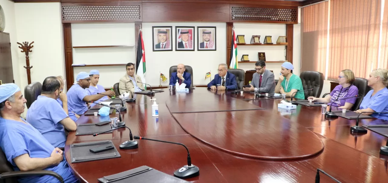 مدار الساعة,مناسبات أردنية,مستشفى الجامعة الأردنية