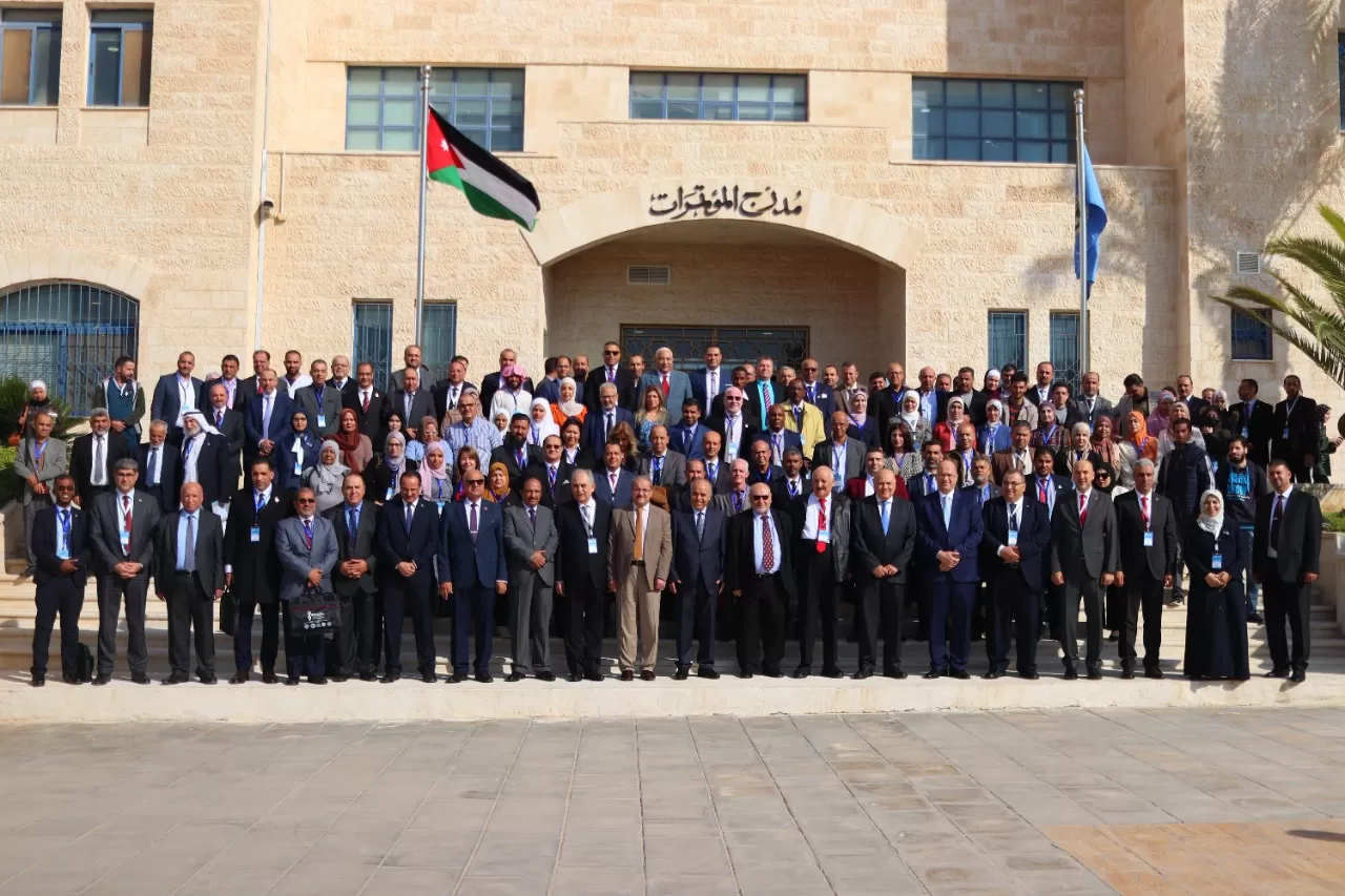 مدار الساعة,أخبار الجامعات الأردنية,وزير التربية والتعليم,وزير التعليم العالي والبحث العلمي,الدكتور عزمي محافظة,عزمي محافظة,جامعة الزرقاء,مملكة البحرين