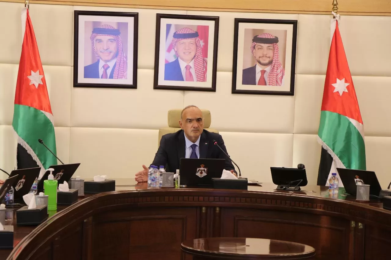 مدار الساعة,أخبار الأردن,اخبار الاردن,وزير الأشغال العامة والإسكان,وزير النقل,ماهر أبو السمن,وزير الداخلية,مازن الفراية,رئيس الوزراء,وزارة الصناعة والتجارة,الملك عبدالله الثاني,وزارة الطاقة والثروة المعدنية,الأمن العام,وزارة الصناعة,وزارة الطاقة,الإرادة الملكية السامية,سيادة القانون