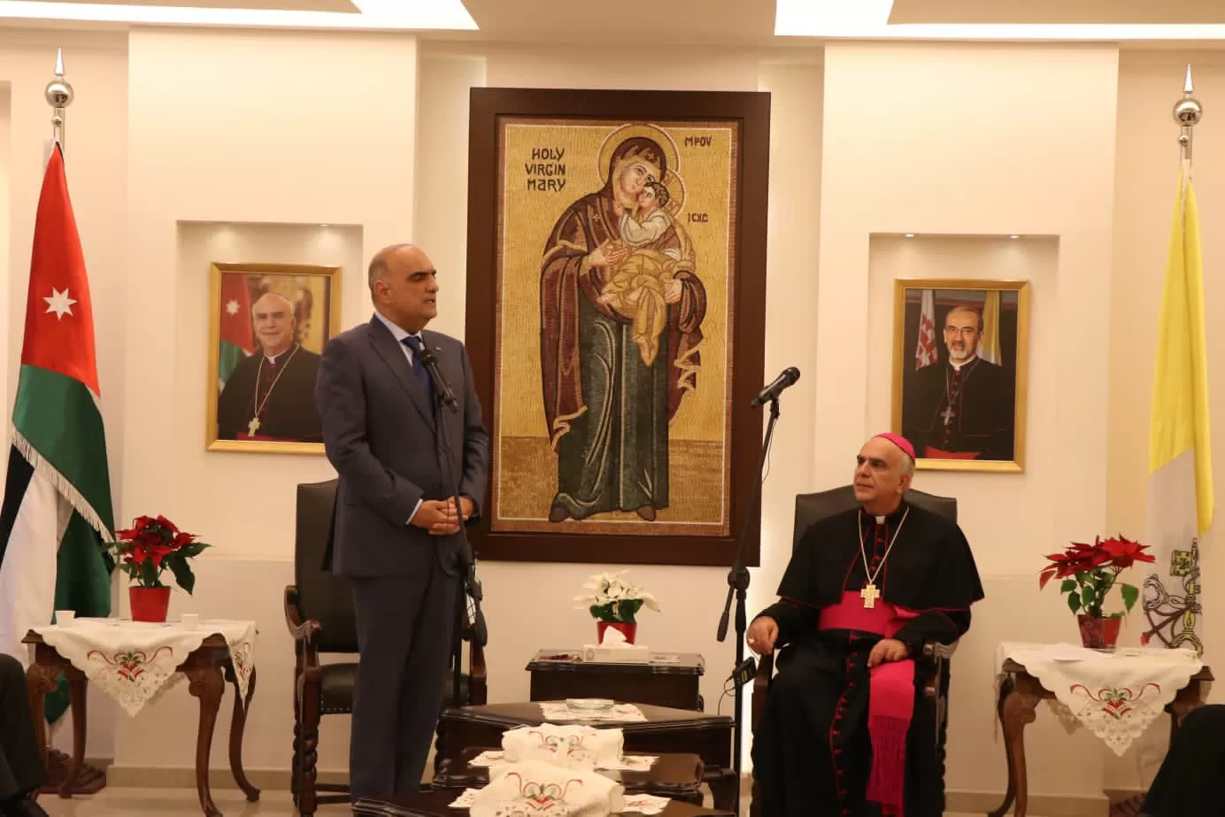 مدار الساعة,أخبار الأردن,اخبار الاردن,نائب رئيس الوزراء,وزير الإدارة المحلية,وزير الشؤون السياسية والبرلمانية,وزير التربية والتعليم,وزير التعليم العالي والبحث العلمي,الدكتور عزمي محافظة,وزير السياحة والآثار,وزير الأوقاف والشؤون والمقدسات الإسلامية,الدكتور محمد الخلايلة,وزير الداخلية,مازن الفراية,وزير الاتصال الحكومي,رئيس الوزراء,الملك عبدالله الثاني,الحسين بن عبدالله الثاني,ولي العهد,عزمي محافظة,محمد الخلايلة,رئاسة الوزراء,الأمن العام,عيد الميلاد المجيد,رأس السنة الميلادية,الثورة العربية الكبرى