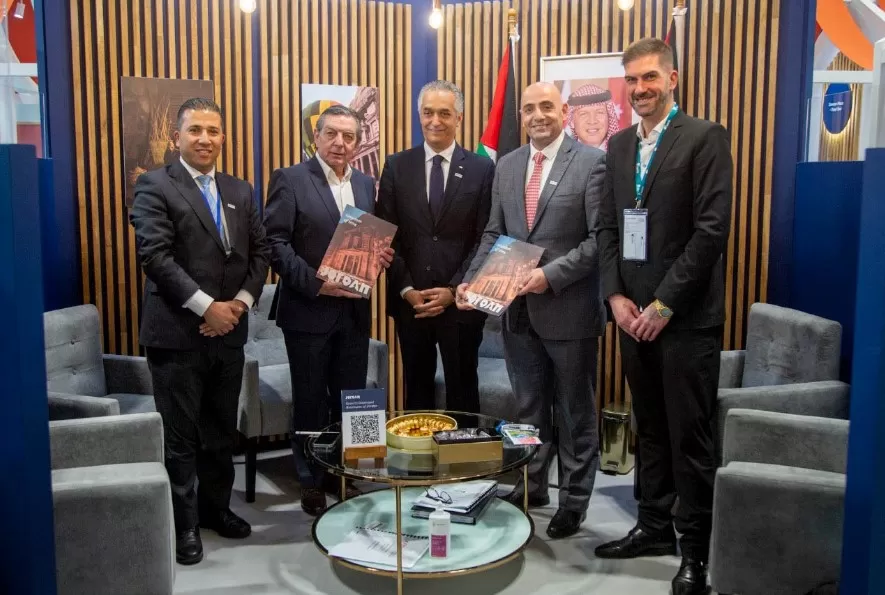 مدار الساعة,أخبار السياحة في الأردن,وزير السياحة والآثار,الدكتور عبدالرزاق عربيات,عبدالرزاق عربيات,وزارة السياحة والآثار,وزارة السياحة,هيئة تنشيط السياحة,الخطوط الجوية الملكية الأردنية,سلطة منطقة العقبة الاقتصادية الخاصة