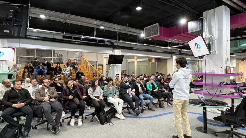 مدار الساعة,مناسبات أردنية,الذكاء الاصطناعي,مجمع الملك الحسين للأعمال