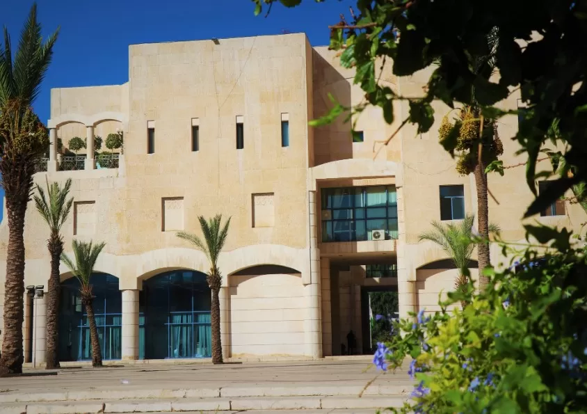 مدار الساعة,وظائف شاغرة في الأردن