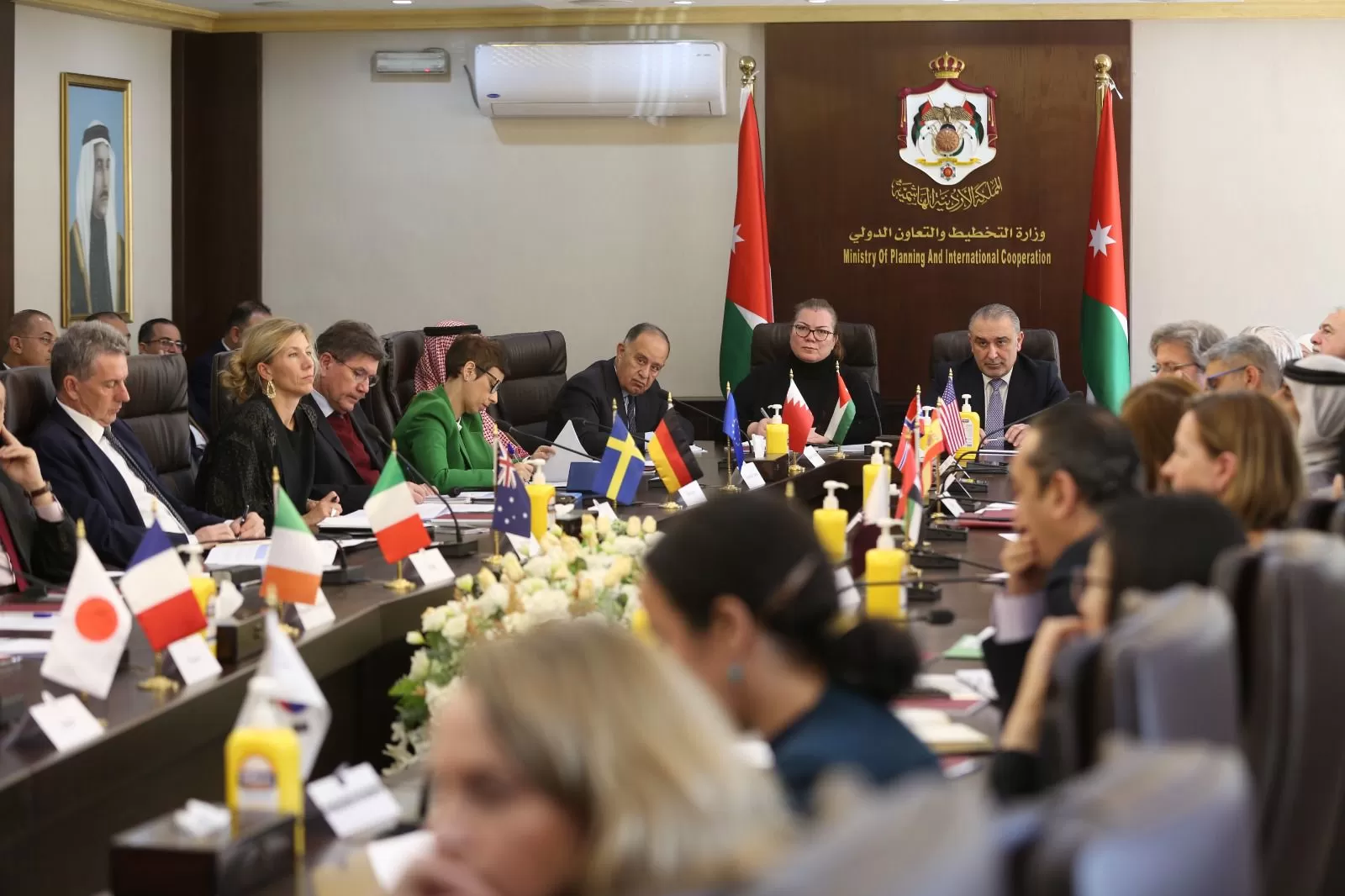 مدار الساعة,أخبار الأردن,اخبار الاردن,نائب رئيس الوزراء,وزير المياه والري,وزيرة التخطيط والتعاون الدولي,زينة طوقان,رئيس الوزراء,وزارة التخطيط والتعاون الدولي,وزارة الطاقة والثروة المعدنية,وزارة المياه والري,وزارة التخطيط,وزارة الطاقة,وزارة المياه,شركة الكهرباء الوطنية