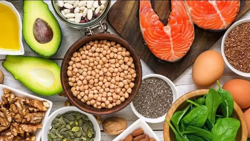 مدار الساعة,أخبار الأسرة