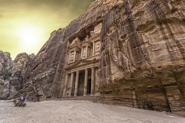 مدار الساعة,أخبار السياحة في الأردن,وزارة السياحة والآثار,وزارة السياحة