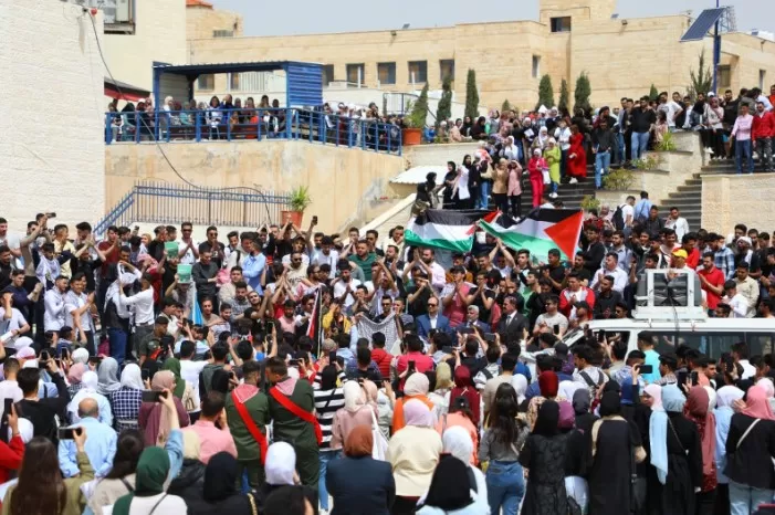 مدار الساعة,أخبار الجامعات الأردنية,الملك عبدالله الثاني,جامعة الزرقاء,المسجد الأقصى