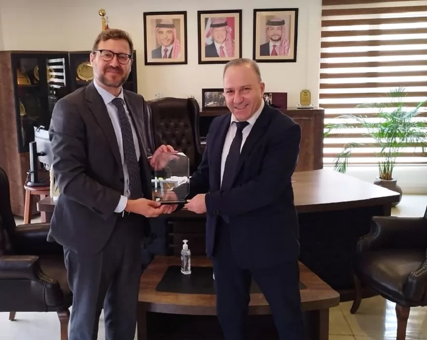 مدار الساعة,مناسبات أردنية,دائرة الشؤون الفلسطينية,أونروا