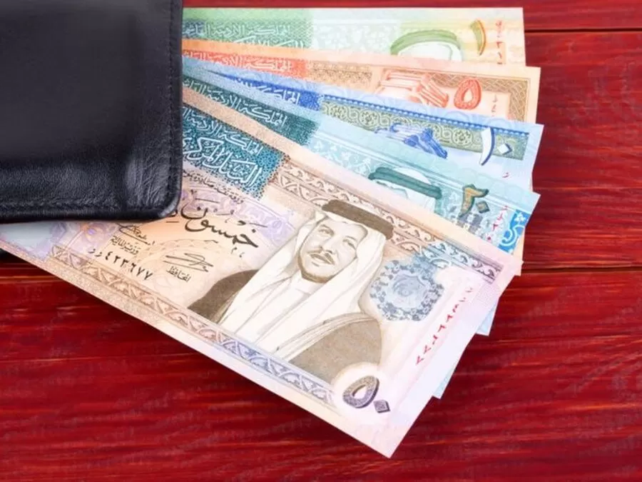 مدار الساعة,أخبار خفيفة ومنوعة,صحيفة الدستور
